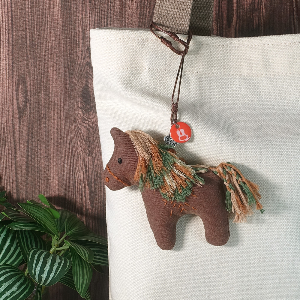 2605-BC-horse04b